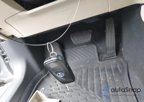 2020 Toyota Camry Le Hybrid z USA, uszkodzony, nr VIN 4T1C31AK2LU530862